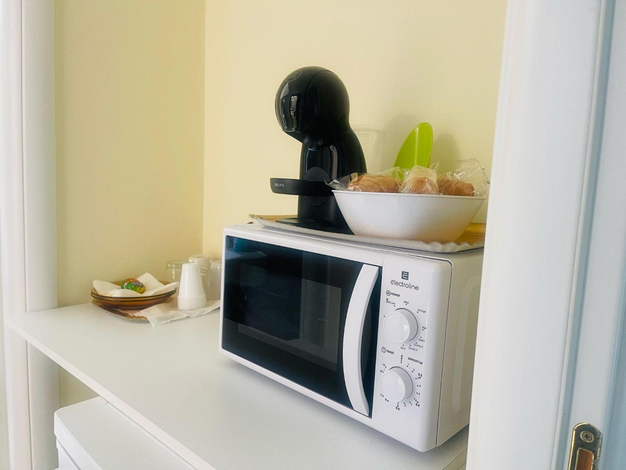 Royal Playa Suite And Apartament -Private Parking- Self Chek Out Катанія Екстер'єр фото